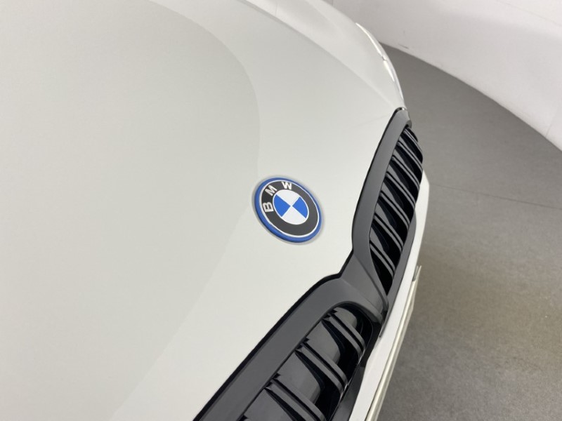 2025 (25) BMW 3 SERIES 330e 22.3 kWh M Sport 4dr Step Auto 4791310