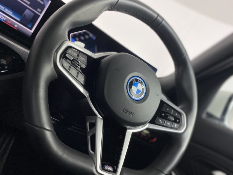2025 (25) BMW 3 SERIES 330e 22.3 kWh M Sport 4dr Step Auto 4791280