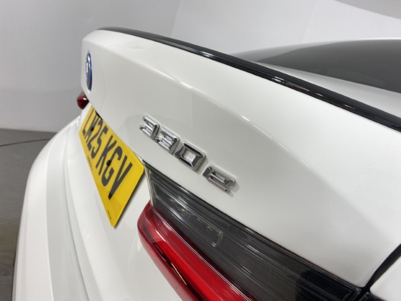2025 (25) BMW 3 SERIES 330e 22.3 kWh M Sport 4dr Step Auto 4791300