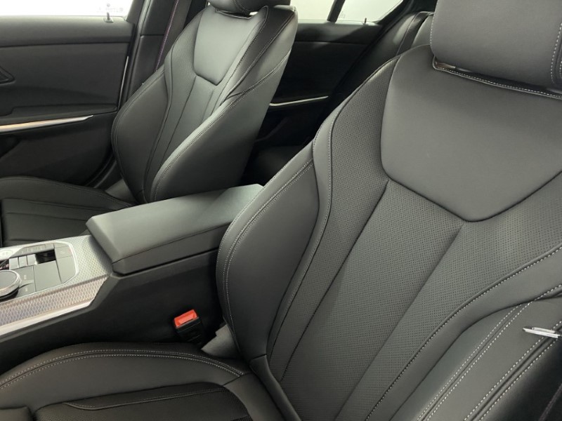 2025 (25) BMW 3 SERIES 330e 22.3 kWh M Sport 4dr Step Auto 4791296