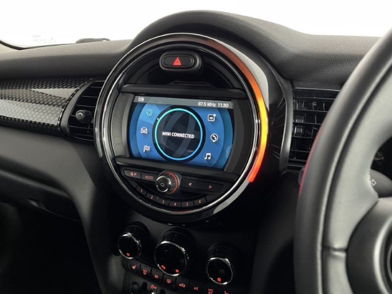 2020 (70) MINI HATCHBACK 2.0 Cooper S Classic II 5dr Auto 4761568