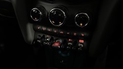 2020 (70) MINI HATCHBACK 2.0 Cooper S Classic II 5dr Auto 4761566