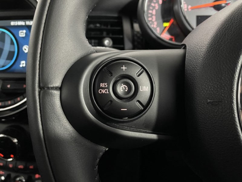 2020 (70) MINI HATCHBACK 2.0 Cooper S Classic II 5dr Auto 4761561