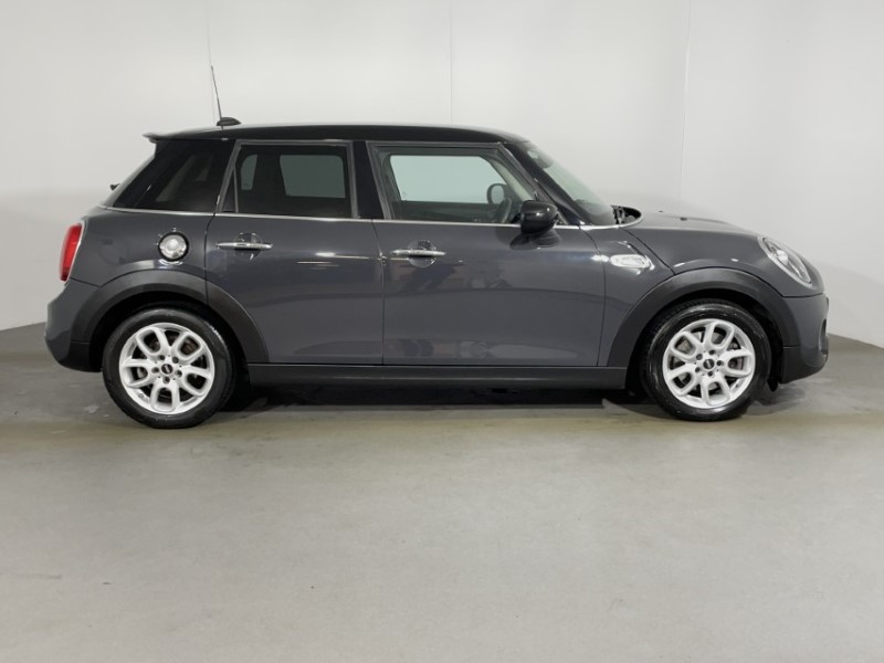 2020 (70) MINI HATCHBACK 2.0 Cooper S Classic II 5dr Auto 4761648