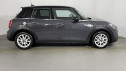 2020 (70) MINI HATCHBACK 2.0 Cooper S Classic II 5dr Auto 4761648