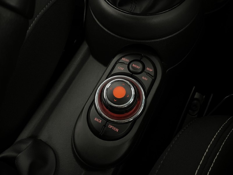 2020 (70) MINI HATCHBACK 2.0 Cooper S Classic II 5dr Auto 4761564