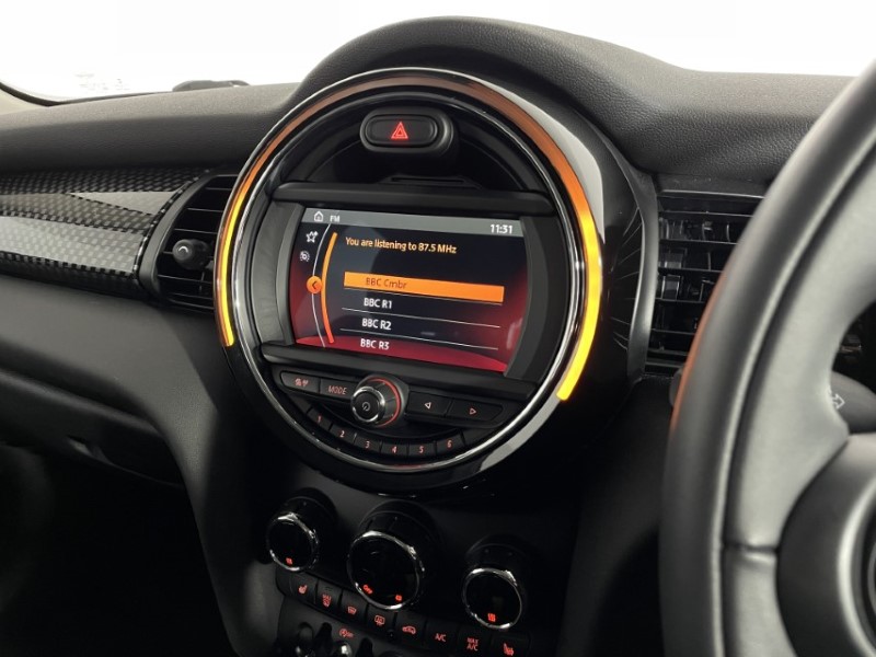 2020 (70) MINI HATCHBACK 2.0 Cooper S Classic II 5dr Auto 4761569