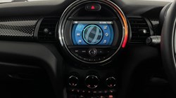 2020 (70) MINI HATCHBACK 2.0 Cooper S Classic II 5dr Auto 4761558