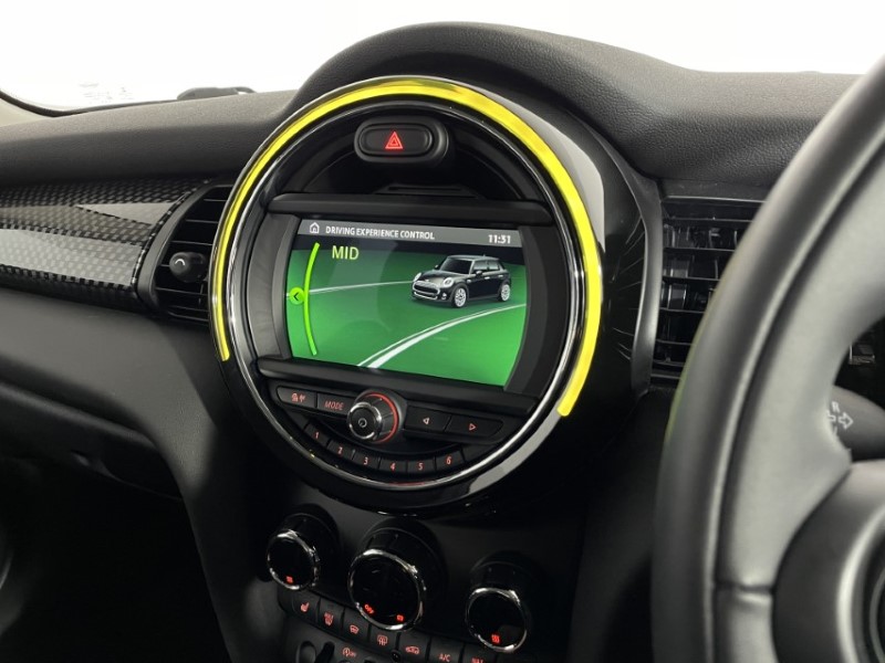 2020 (70) MINI HATCHBACK 2.0 Cooper S Classic II 5dr Auto 4761574