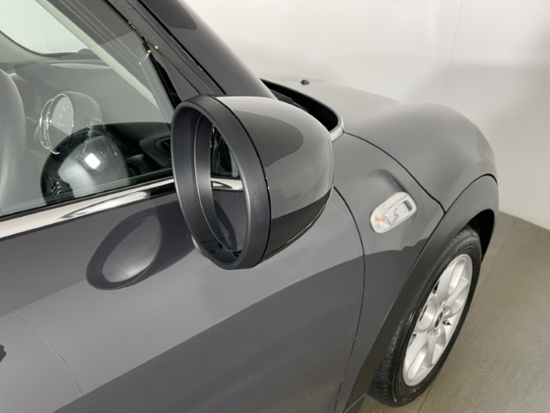 2020 (70) MINI HATCHBACK 2.0 Cooper S Classic II 5dr Auto 4761583