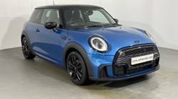 2023 (23) MINI HATCHBACK 1.5 Cooper Sport 3dr Auto 4827342