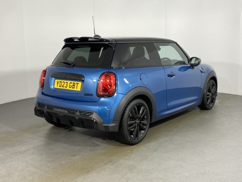 2023 (23) MINI HATCHBACK 1.5 Cooper Sport 3dr Auto 4827339