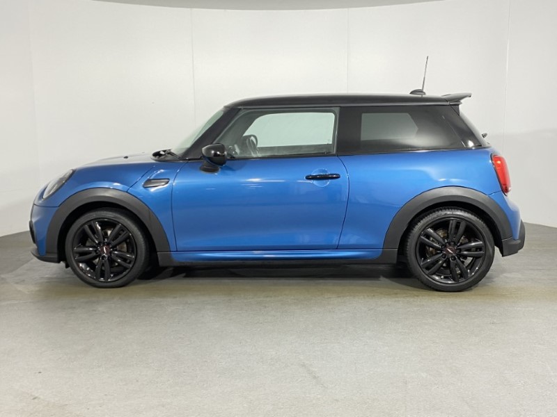 2023 (23) MINI HATCHBACK 1.5 Cooper Sport 3dr Auto 4827333