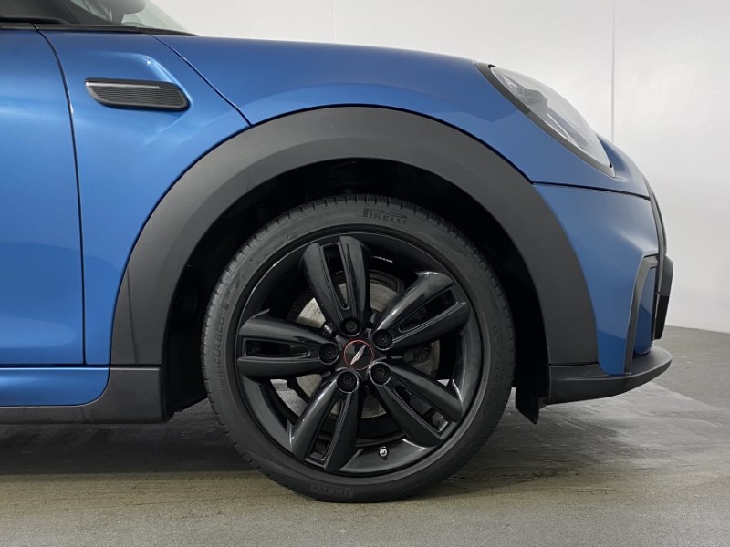 2023 (23) MINI HATCHBACK 1.5 Cooper Sport 3dr Auto 4827318