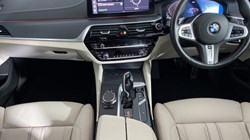 2023 (23) BMW 5 SERIES 520i MHT M Sport 5dr Step Auto 4749727