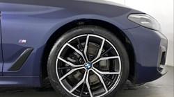 2023 (23) BMW 5 SERIES 520i MHT M Sport 5dr Step Auto 4749741