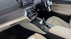 2023 (23) BMW 5 SERIES 520i MHT M Sport 5dr Step Auto 4749731