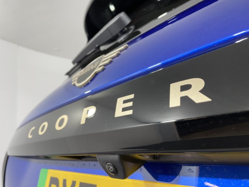 2024 (74) MINI COOPER 160kW SE Exclusive 54kWh 3dr Auto 4771563