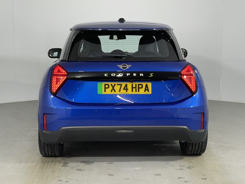 2024 (74) MINI COOPER 160kW SE Exclusive 54kWh 3dr Auto 4771572