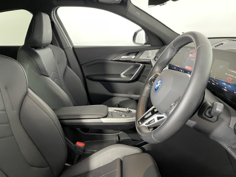 2024 (74) BMW iX2 150kW eDrive20 M Sport 65kWh 5dr Auto 4766714