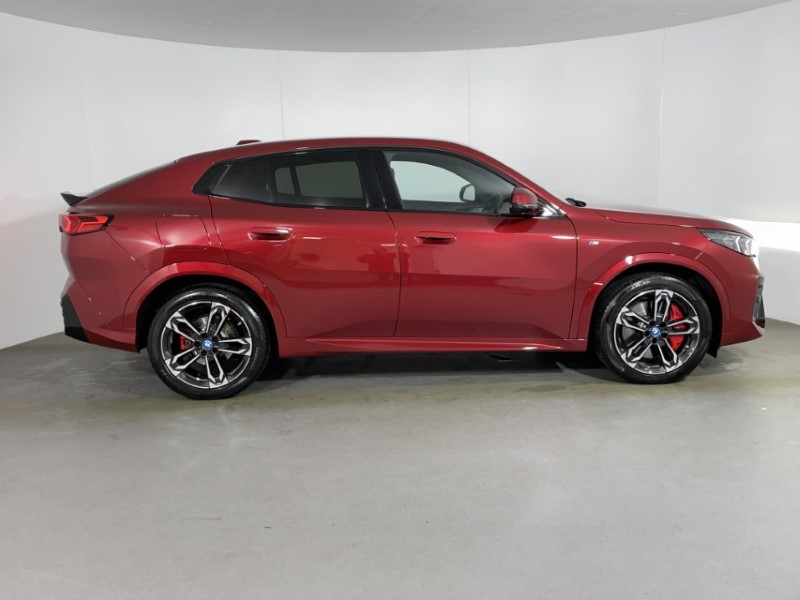 2024 (74) BMW iX2 150kW eDrive20 M Sport 65kWh 5dr Auto 4766750