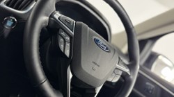 2019 (19) FORD EDGE VIGNALE 2.0 EcoBlue 238 5dr Auto 4891088