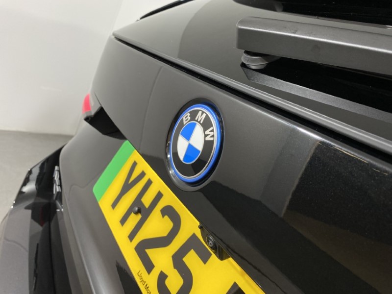 2025 (25) BMW iX1 150kW eDrive20 M Sport 65kWh 5dr Auto 4804254