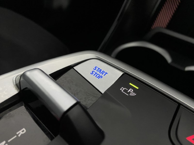 2025 (25) BMW iX1 150kW eDrive20 M Sport 65kWh 5dr Auto 4804240