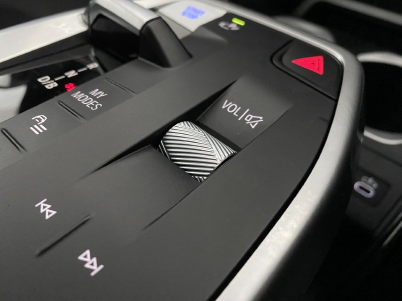 2025 (25) BMW iX1 150kW eDrive20 M Sport 65kWh 5dr Auto 4804241