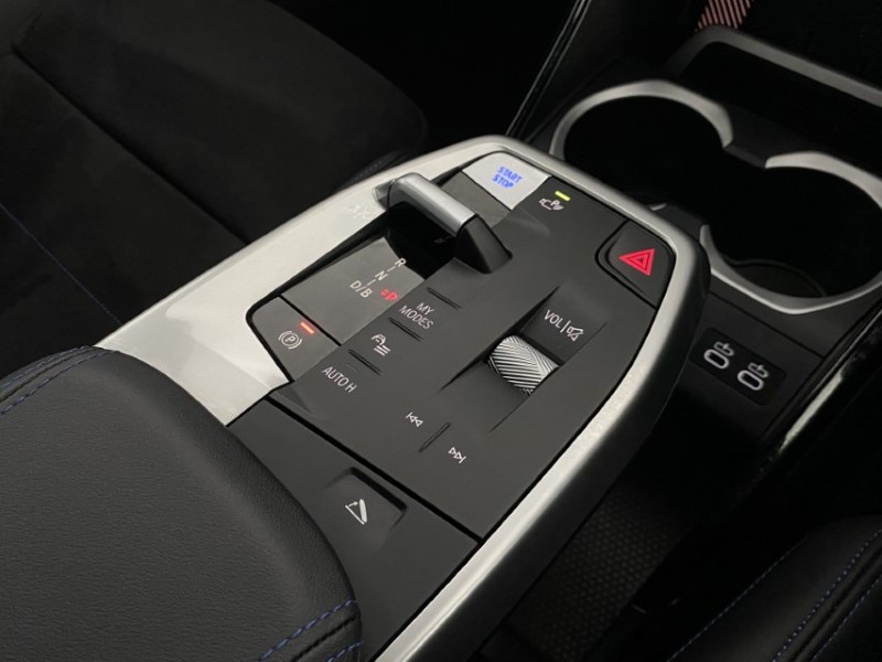 2025 (25) BMW iX1 150kW eDrive20 M Sport 65kWh 5dr Auto 4804238