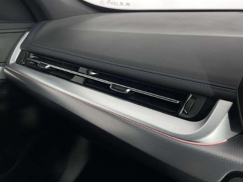 2025 (25) BMW iX1 150kW eDrive20 M Sport 65kWh 5dr Auto 4804243