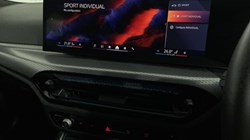 2025 (25) BMW 3 SERIES 320i M Sport 5dr Step Auto 4792318