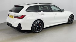 2025 (25) BMW 3 SERIES 320i M Sport 5dr Step Auto 4792409