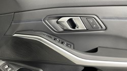 2025 (25) BMW 3 SERIES 320i M Sport 5dr Step Auto 4792330