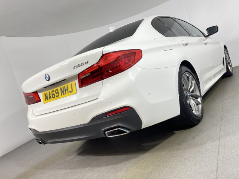 2019 (69) BMW 5 SERIES 520d M Sport 4dr Auto 4797758