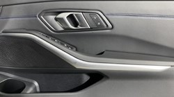 2025 (25) BMW 3 SERIES 320i M Sport 5dr Step Auto 4804181