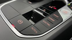 2025 (74) BMW 3 SERIES 330e 22.3 kWh Sport 5dr Step Auto 4876910