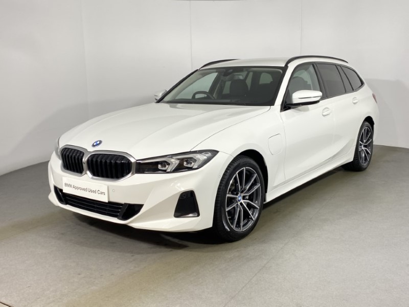 2025 (74) BMW 3 SERIES 330e 22.3 kWh Sport 5dr Step Auto 4876942