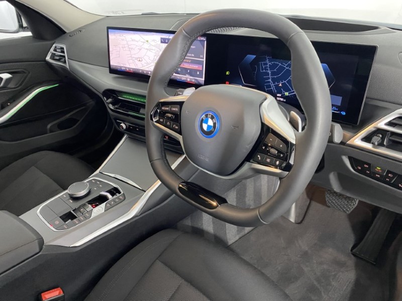 2025 (74) BMW 3 SERIES 330e 22.3 kWh Sport 5dr Step Auto 4876912