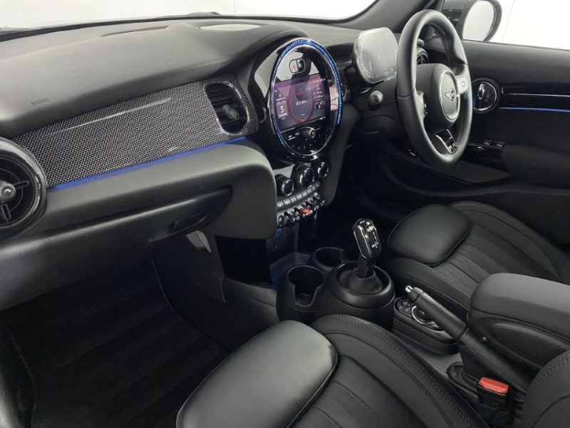 2023 (73) MINI HATCHBACK 1.5 Cooper Exclusive Premium 5dr 4835646