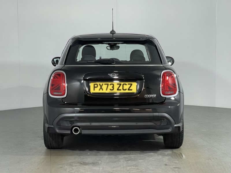 2023 (73) MINI HATCHBACK 1.5 Cooper Exclusive Premium 5dr 4835731