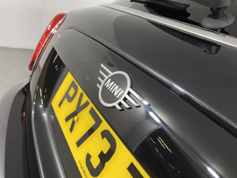 2023 (73) MINI HATCHBACK 1.5 Cooper Exclusive Premium 5dr 4835649