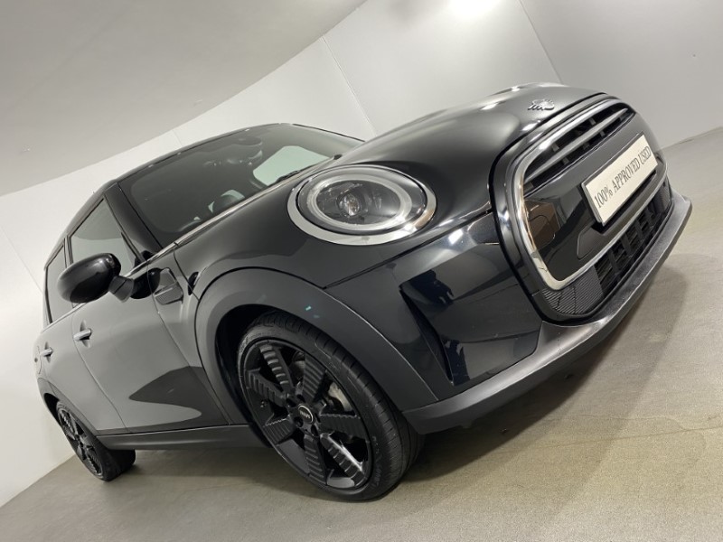 2023 (73) MINI HATCHBACK 1.5 Cooper Exclusive Premium 5dr 4835681