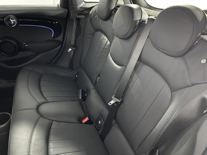 2023 (73) MINI HATCHBACK 1.5 Cooper Exclusive Premium 5dr 4835645