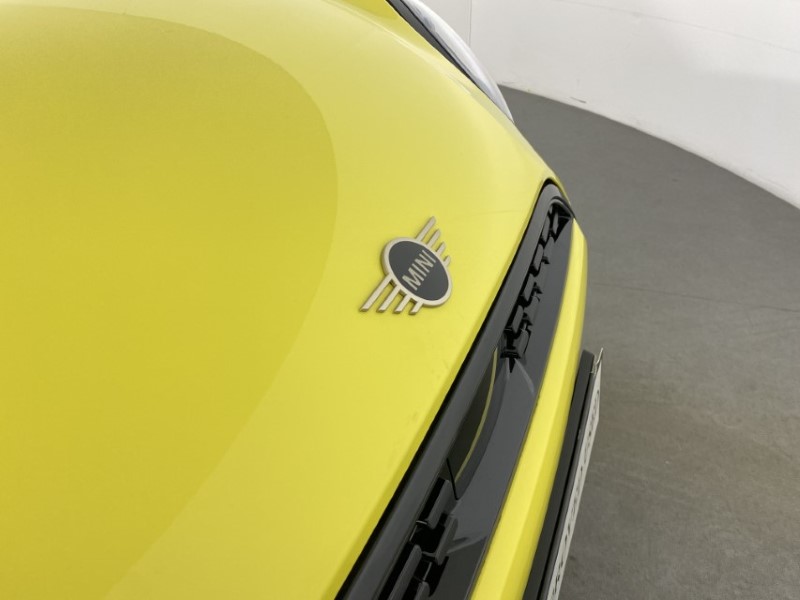 2025 (25) MINI COOPER 1.5 C Classic 3dr Auto 4782869