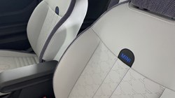 2025 (25) MINI COOPER 1.5 C Classic 3dr Auto 4782855