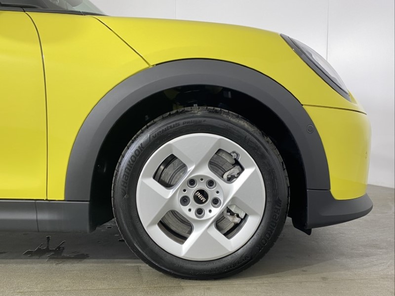 2025 (25) MINI COOPER 1.5 C Classic 3dr Auto 4782867