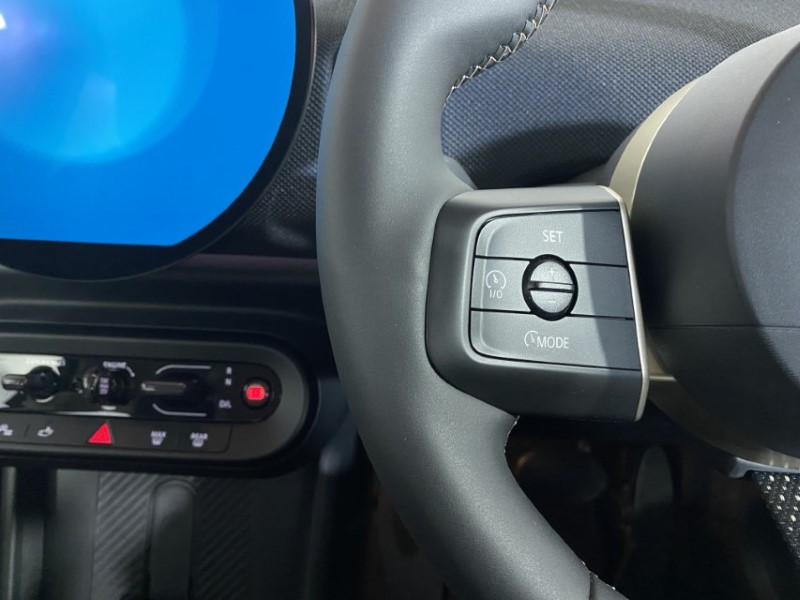 2025 (25) MINI COOPER 1.5 C Classic 3dr Auto 4782863