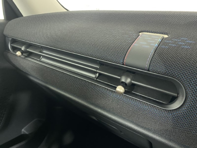 2025 (25) MINI COOPER 1.5 C Classic 3dr Auto 4782845