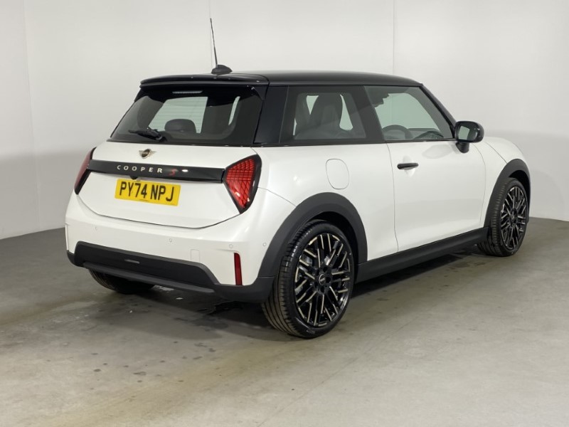 2025 (74) MINI COOPER 2.0 S Exclusive 3dr Auto 4782824